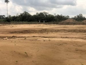 TERRAIN EN VENTE AVEC  ACD A  AHOUTOUE ROUTE D'ALEPE