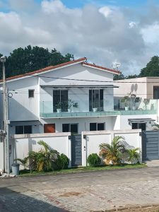 Duplex De 4 Pièces A Grand-Bassam