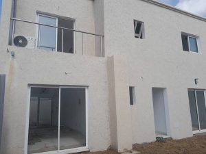 Duplex de 4 pièces de Standing à Bassam (Modeste)
