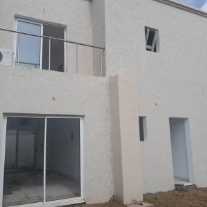 Duplex de 4 pièces de Standing à Bassam (Modeste)